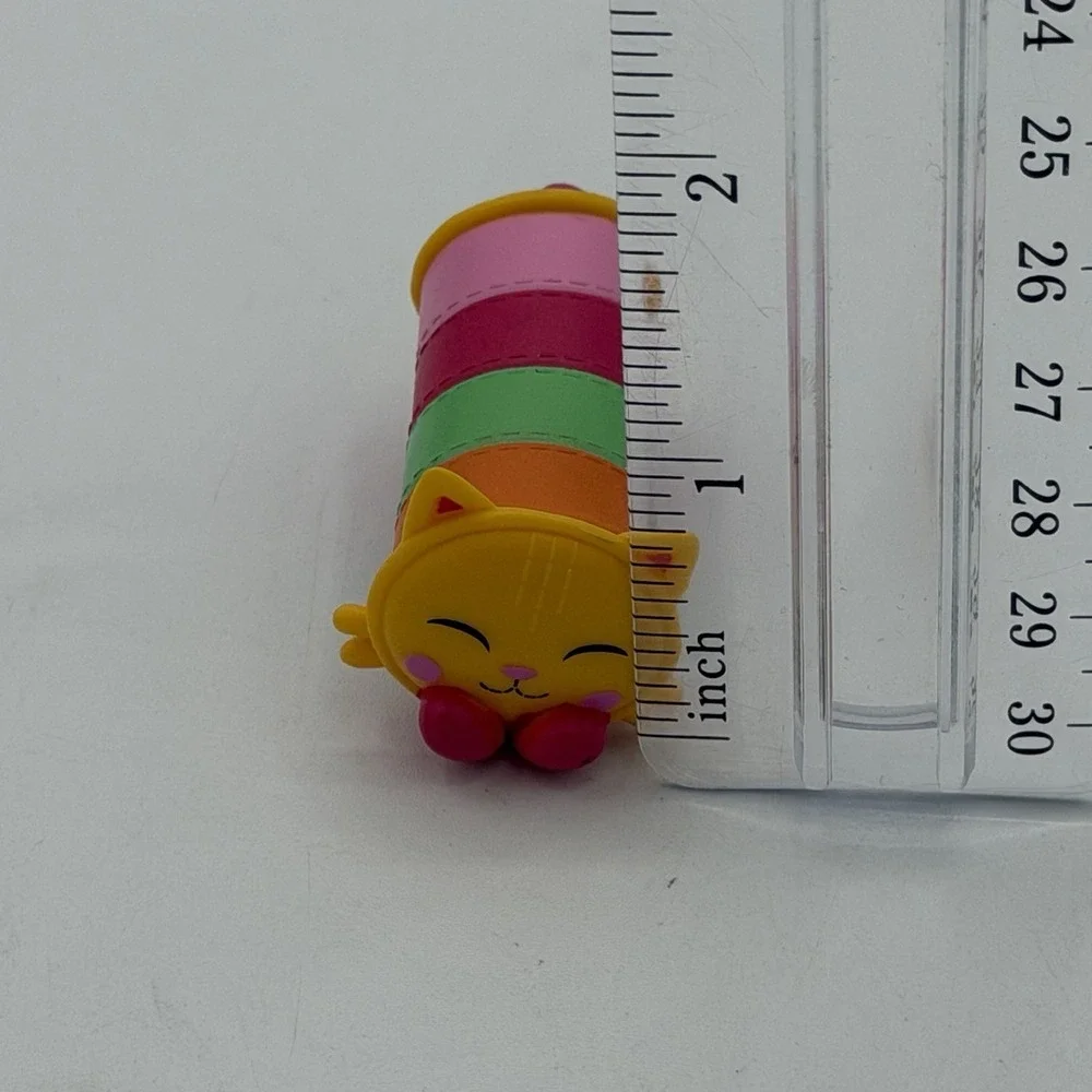 Gabby's Purrfect Dollhouse Playset Pillow Cat Replacement Part Figure Smiling